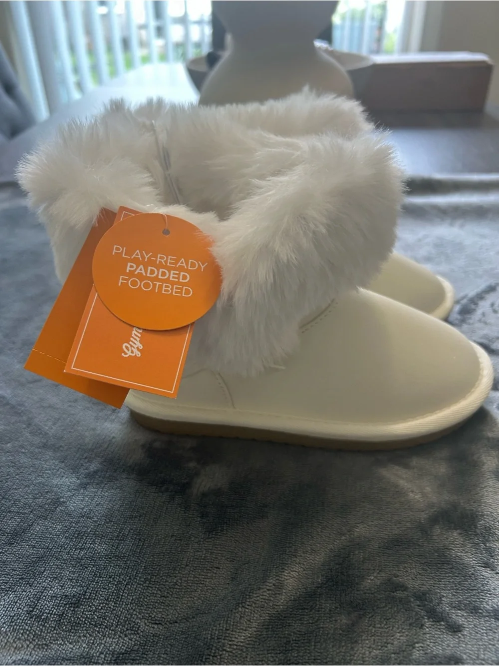 Gymboree Girls Cream Faux Fur Cuff Winter Boots
